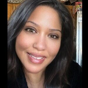 Meet your Posher, Liz